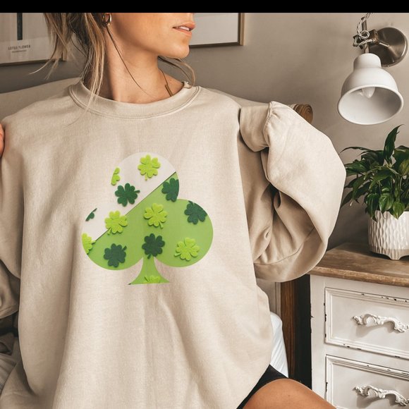 Sand Sweatshirt for Saint Patrick's Day Green Shamrock Lucky Clover - Picture 2 of 5